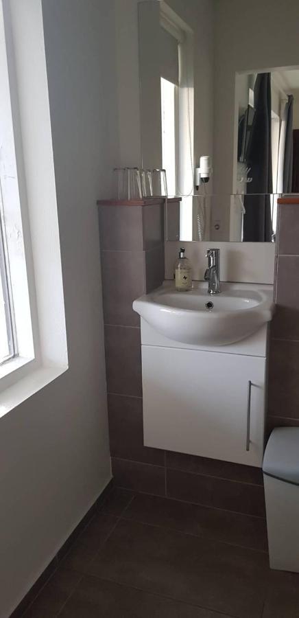 Apotek Guesthouse Höfn Dış mekan fotoğraf