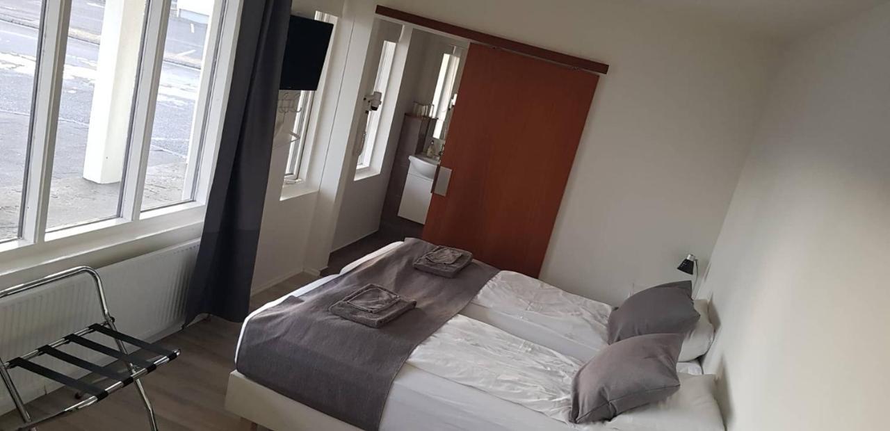 Apotek Guesthouse Höfn Dış mekan fotoğraf